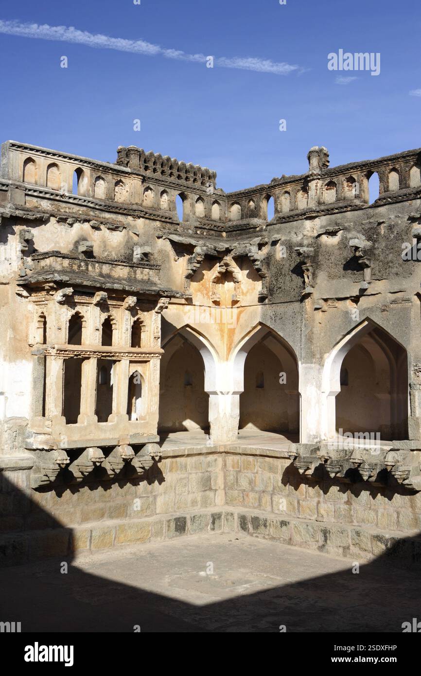 Queen's Bath, Hampi, Vijayanagar, UNESCO World Heritage site, Deccan ...