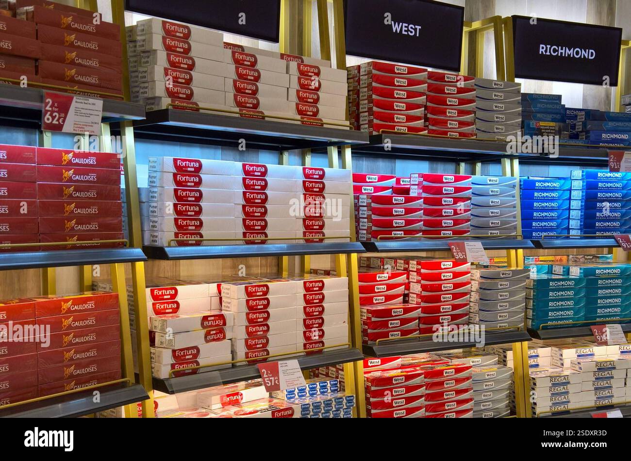 fuerteventura airport duty free cigarettes Cigarettes in airport duty free hi-res stock photography and images