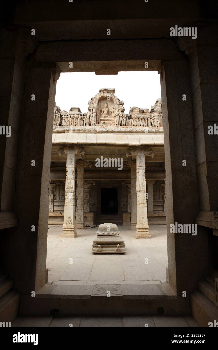Ramchandra Temple, Hazara Rama, Hampi, Vijayanagara, Deccan Plateau ...