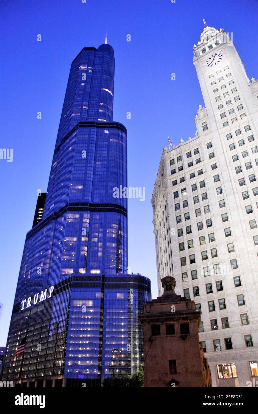 Chicago skyscrapers hi-res stock photography and images - Alamy