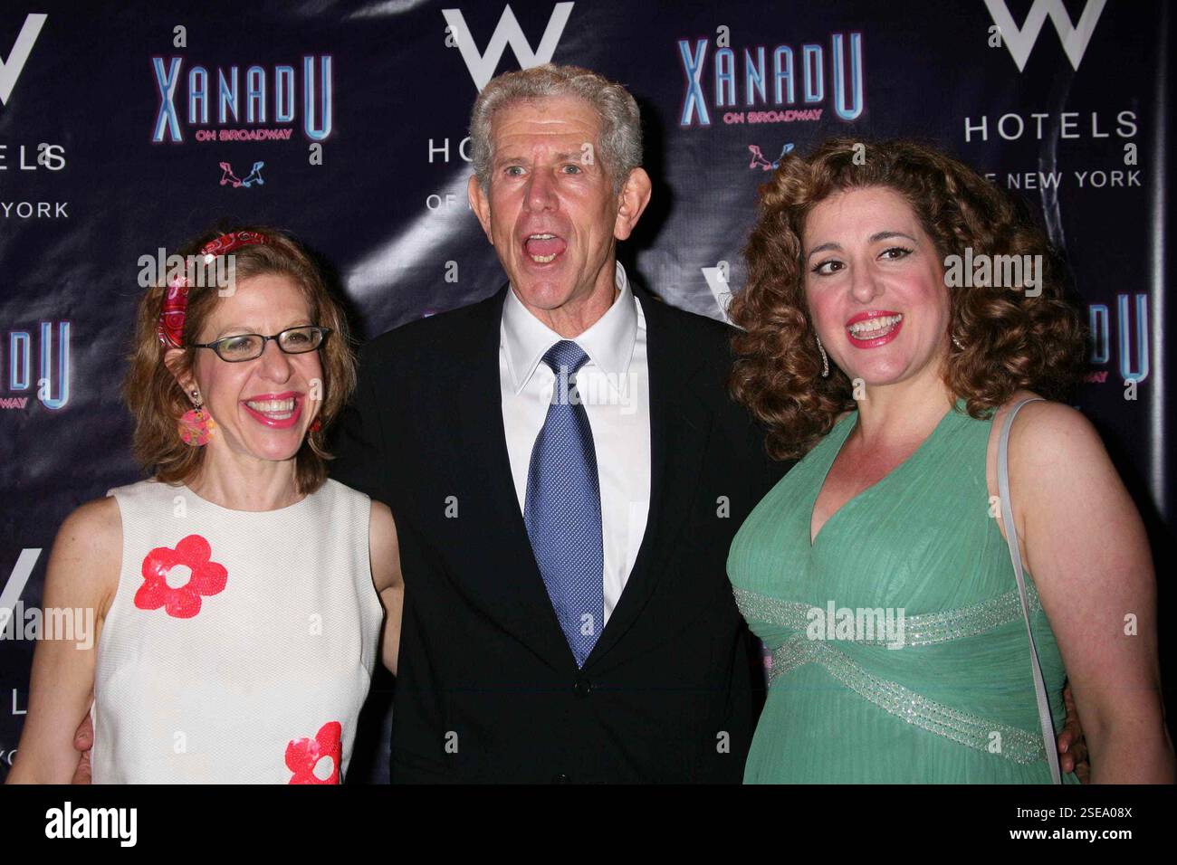 Mary testa hi-res stock photography and images - Alamy, image size:1300x956