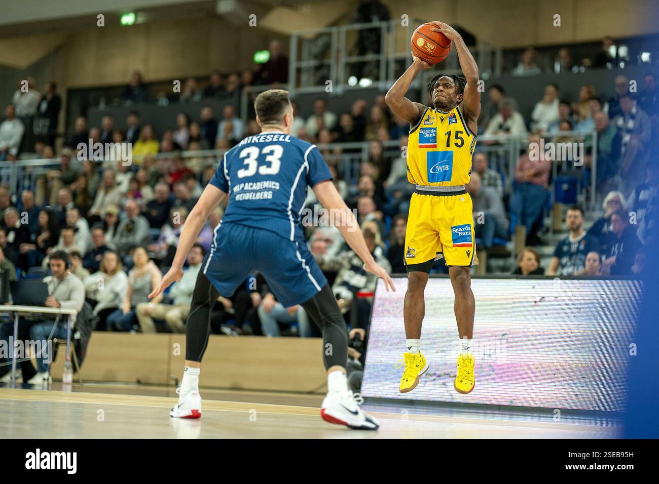 Heidelberg, Deutschland. 08th Feb, 2025. Ryan Mikesell (MLP Academics ...