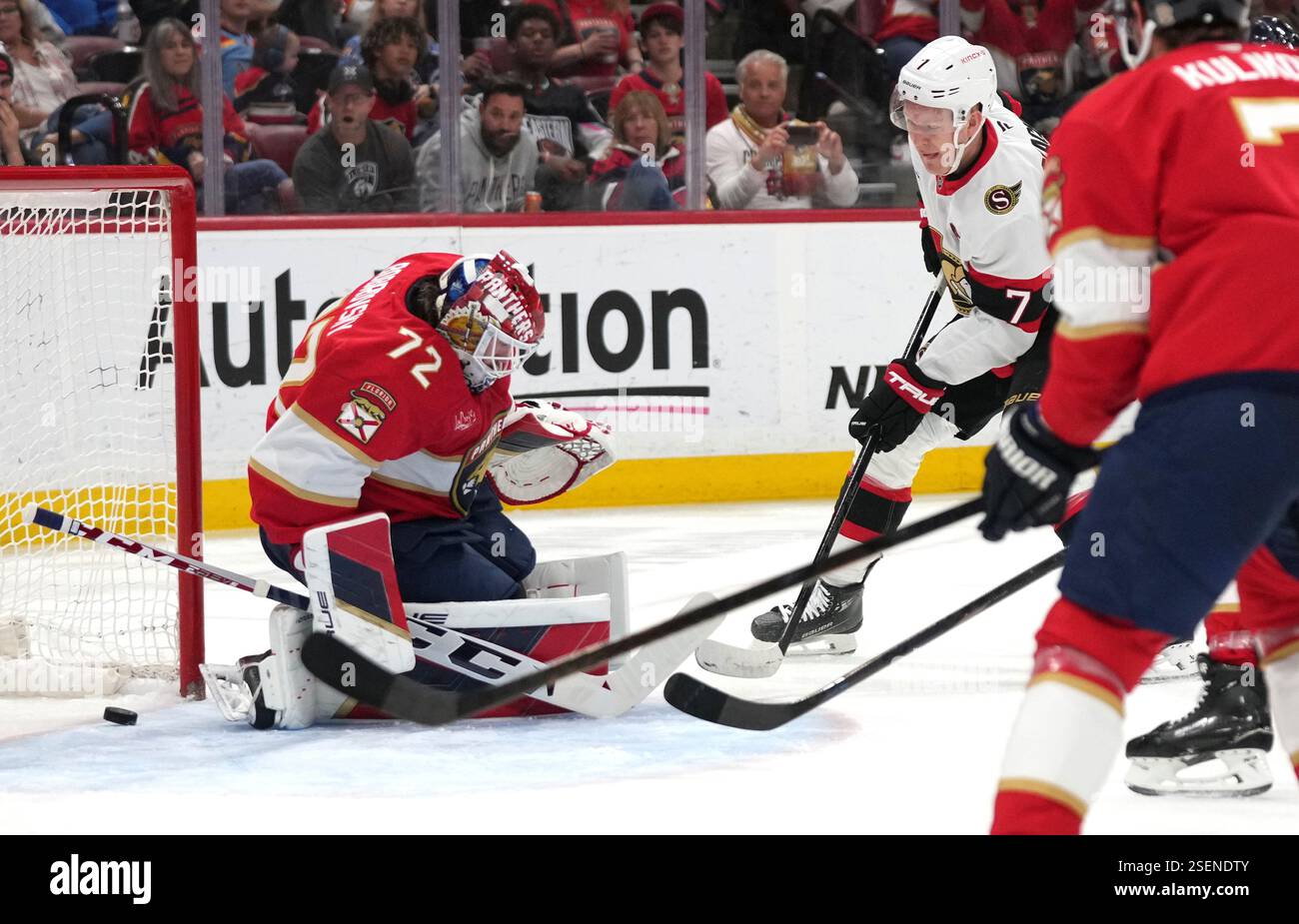 Ottawa Senators left wing Brady Tkachuk (7) shoots to score a goal past ...
