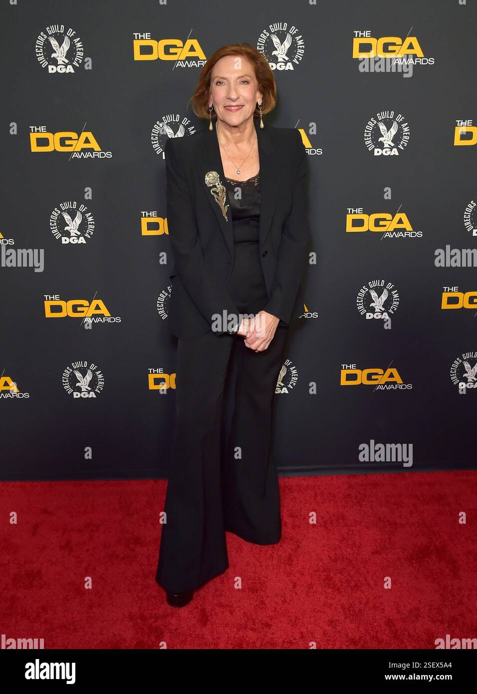 beverly-hills-usa-08th-feb-2025-lesli-linka-glatter-arriving-at-the