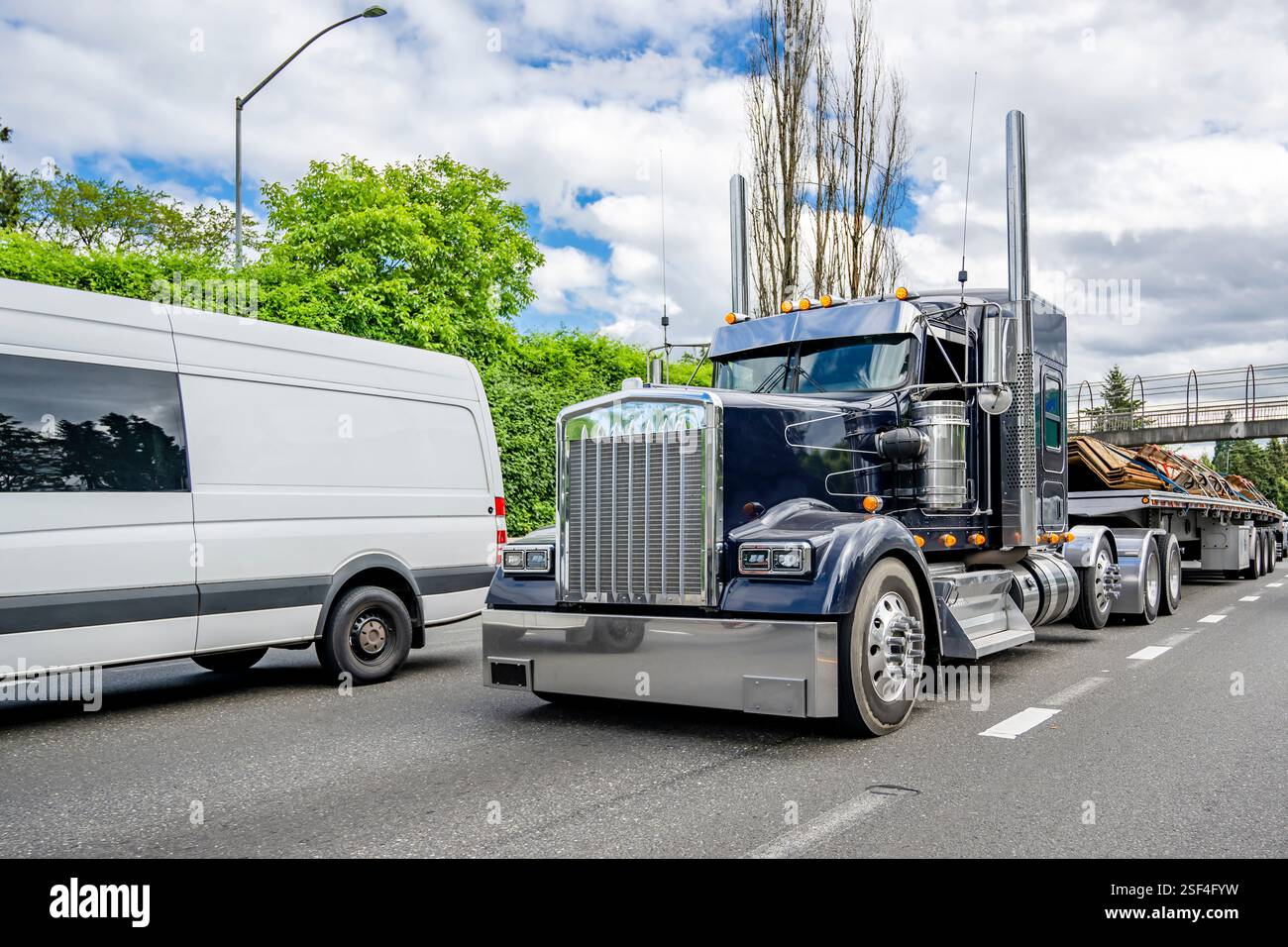 Industrial blue classic big rig semi truck tractor with extended hi-res ...