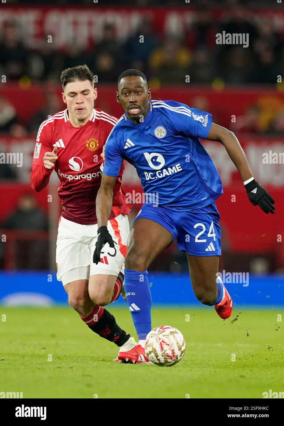 Manchester, England, 7th February 2025.   Boubakary Soumaré of Leicester City moves away from Manuel Ugarte of Manchester United during the FA Cup match at Old Trafford, Manchester. Picture credit should read: Andrew Yates / Sportimage Stock Photo