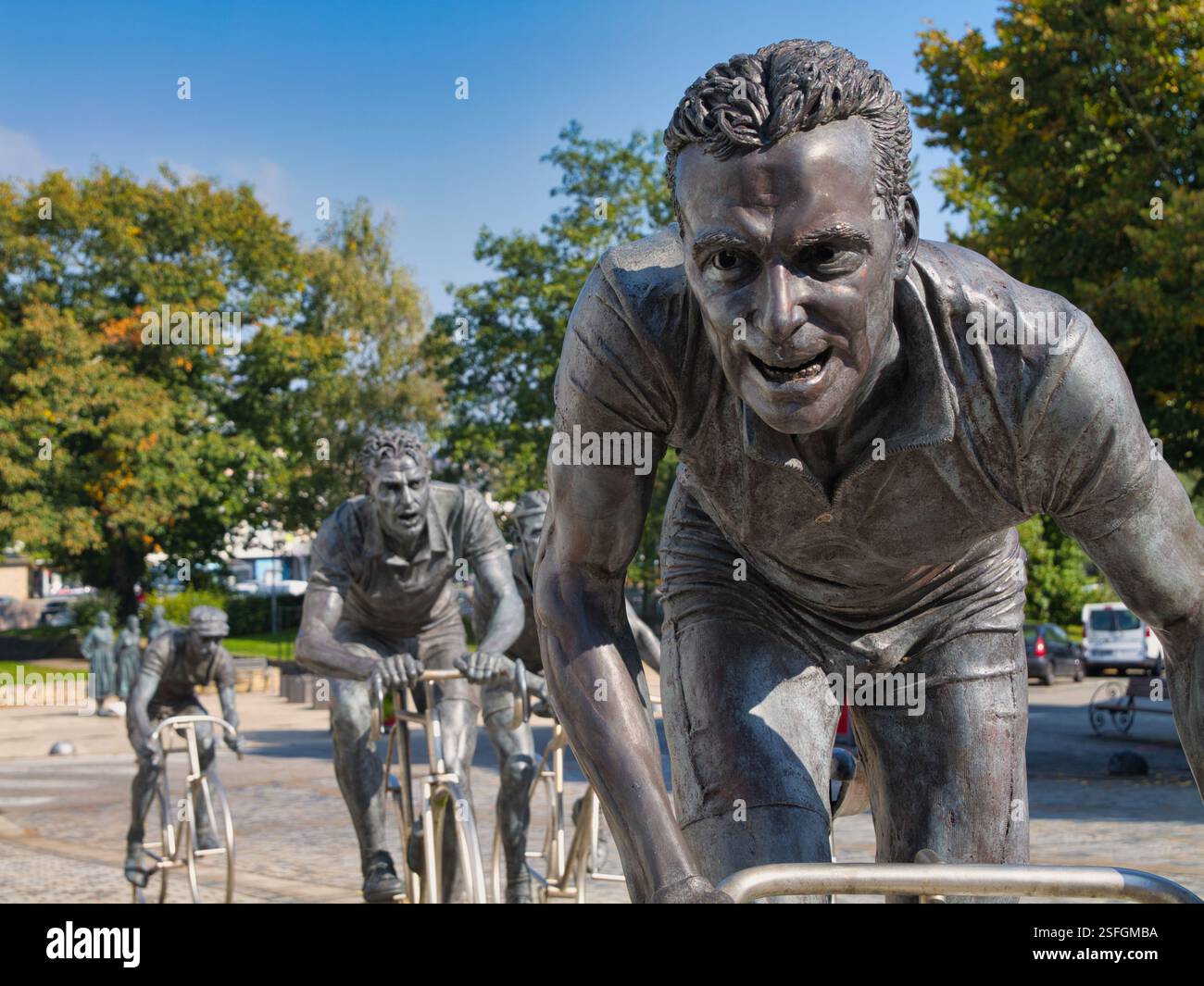 Tour De France, Cyclisme - Bernard Hinault - Foto, Handtekening Met Beckett Coa Ingelijst