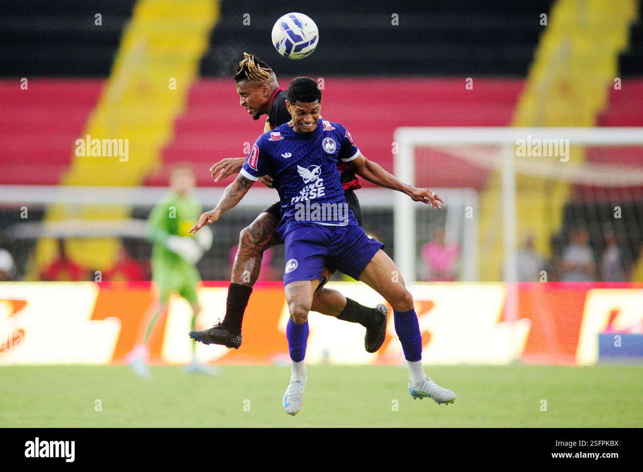 RECIFE, PE - 08.02.2025: SPORT X MAGUARY - Left back Dalbert (Sport ...