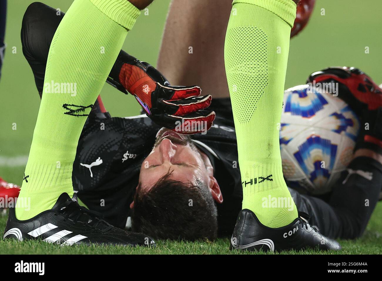 Buenos Aires, Argentina. 08th Feb, 2025. Independiente's goalkeeper ...
