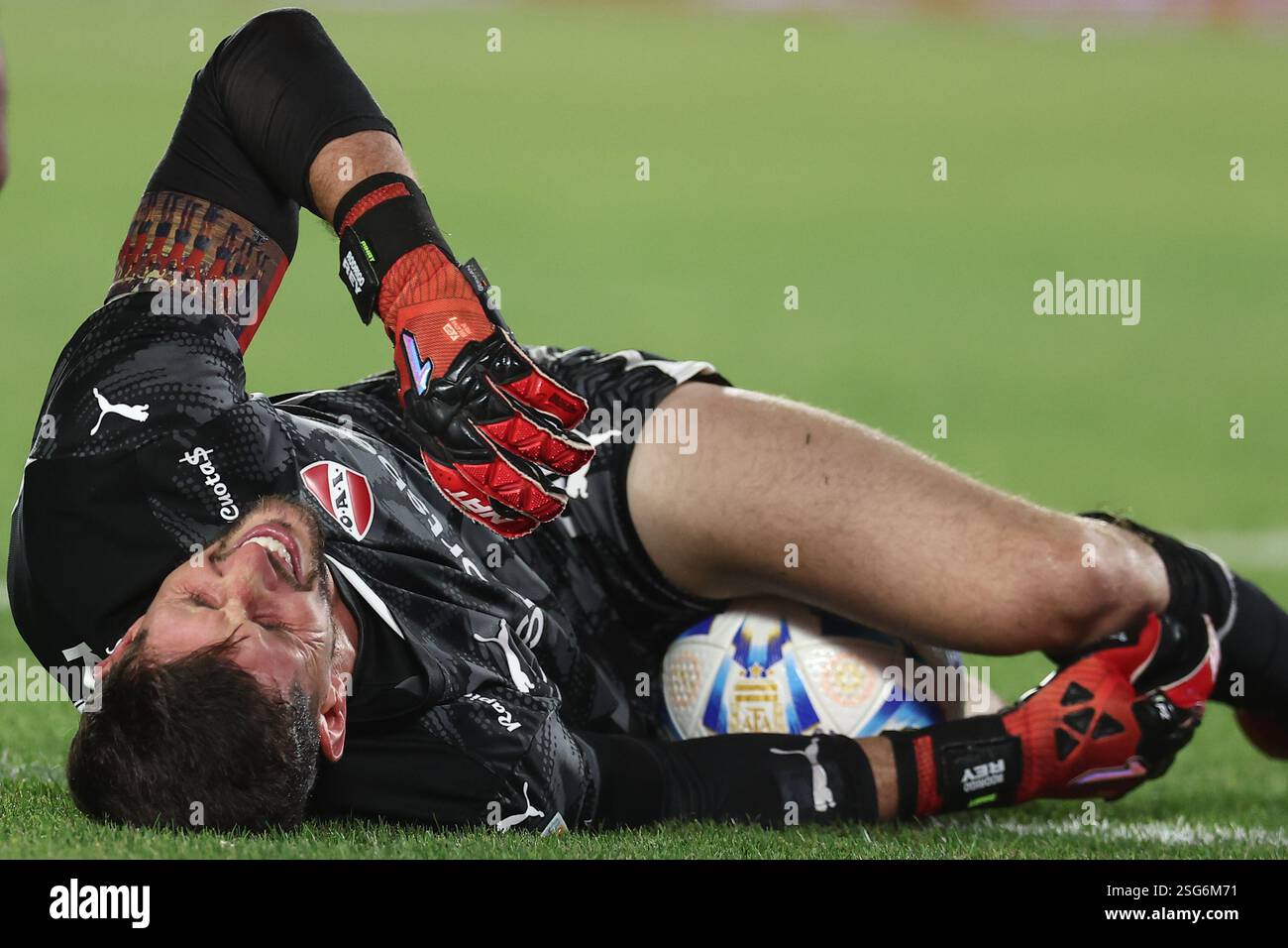 Buenos Aires, Argentina. 08th Feb, 2025. Independiente's goalkeeper ...
