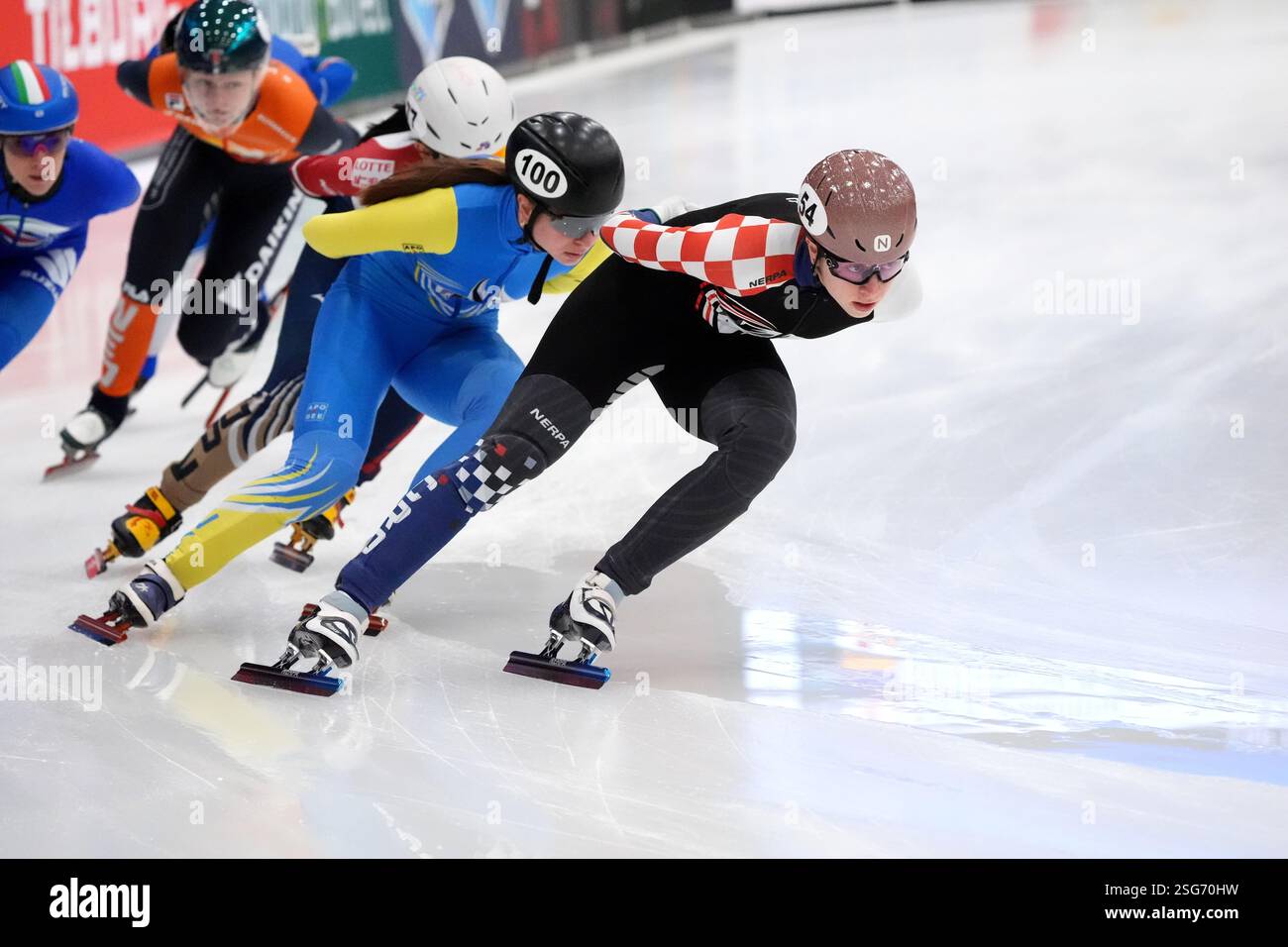 Valentina ASCIC (CRO) in 1500m quarterfinals women during ISU ...