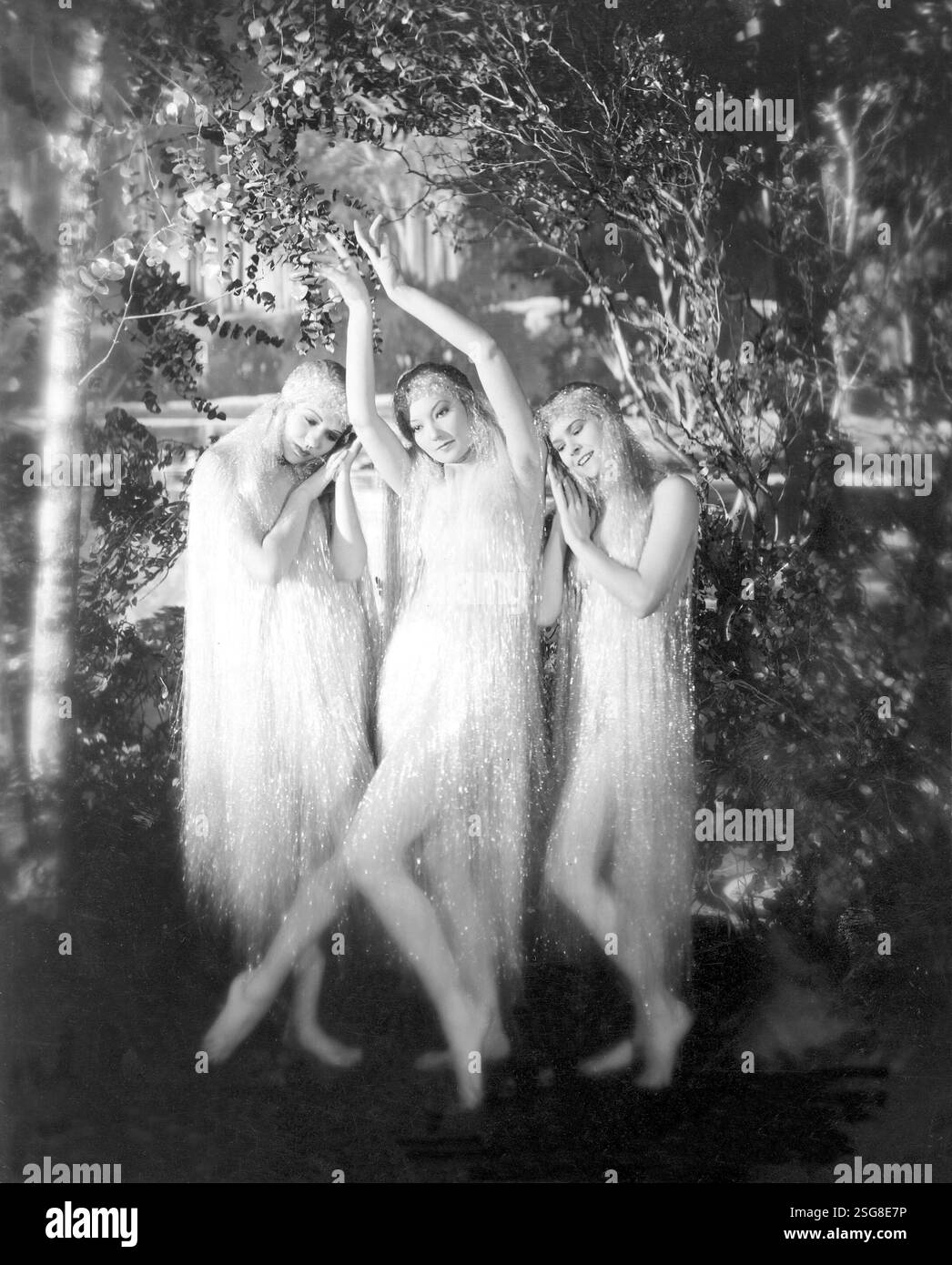 A midsummer nights dream 1935 film hi-res stock photography and images ...