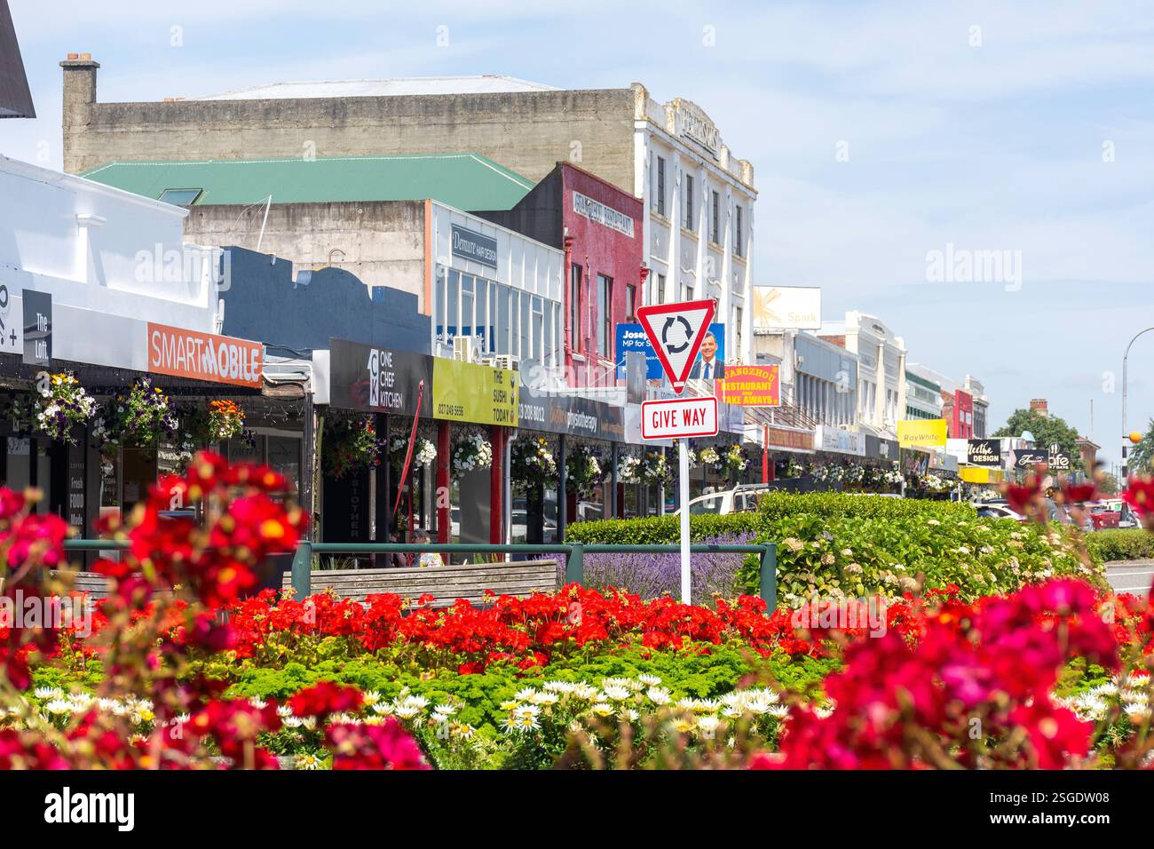 Town centre, Main Street, Gore (Maruawai), Southland Region, South ...