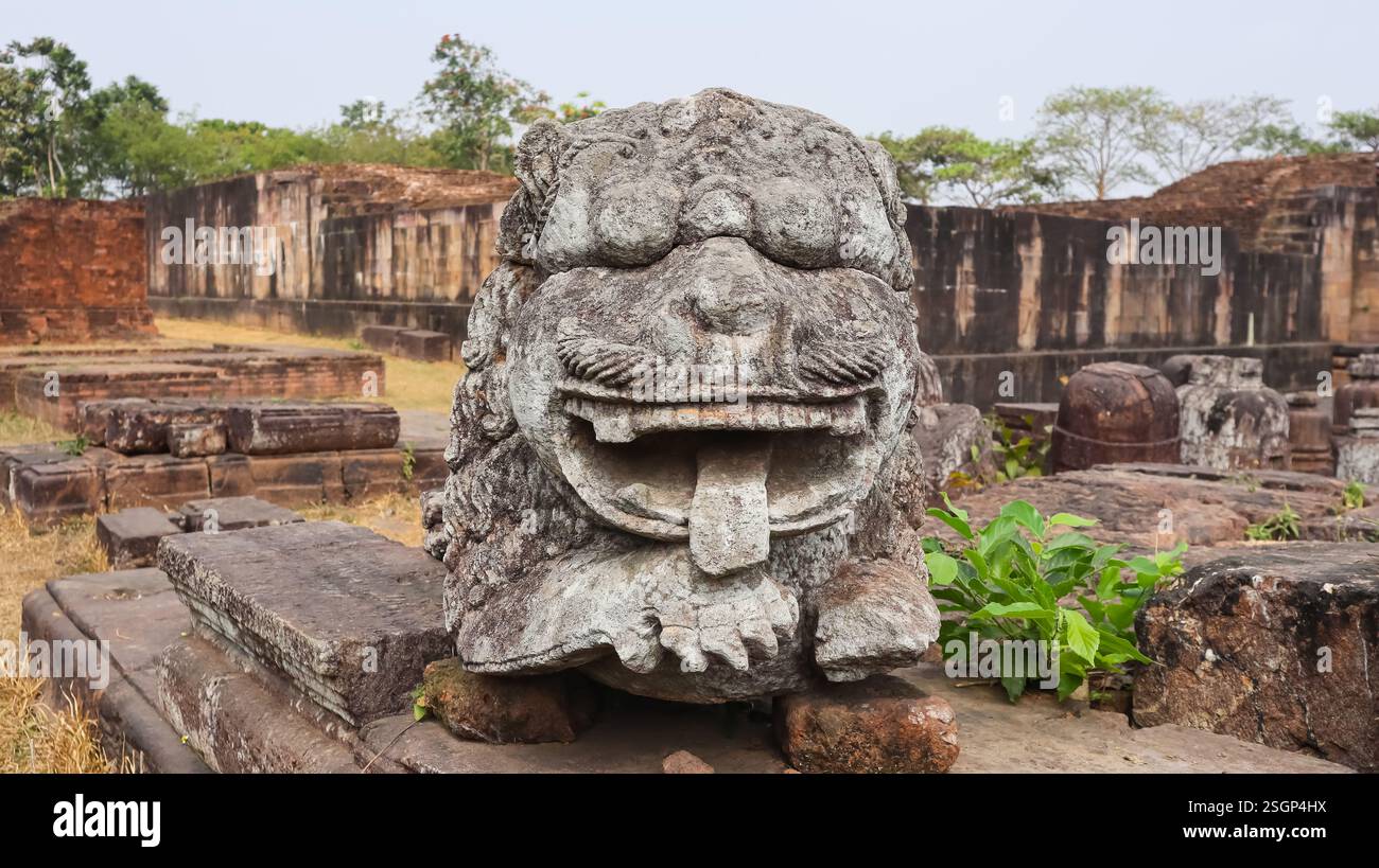 Carved Lion Head from Orissa - 18thC Carved Lion Head from Orissa - 18thC