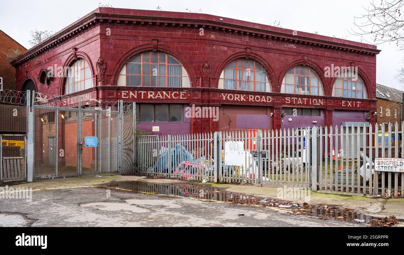York Rd Station York Road Abandoned Former Underground Station Stock Photo - Alamy