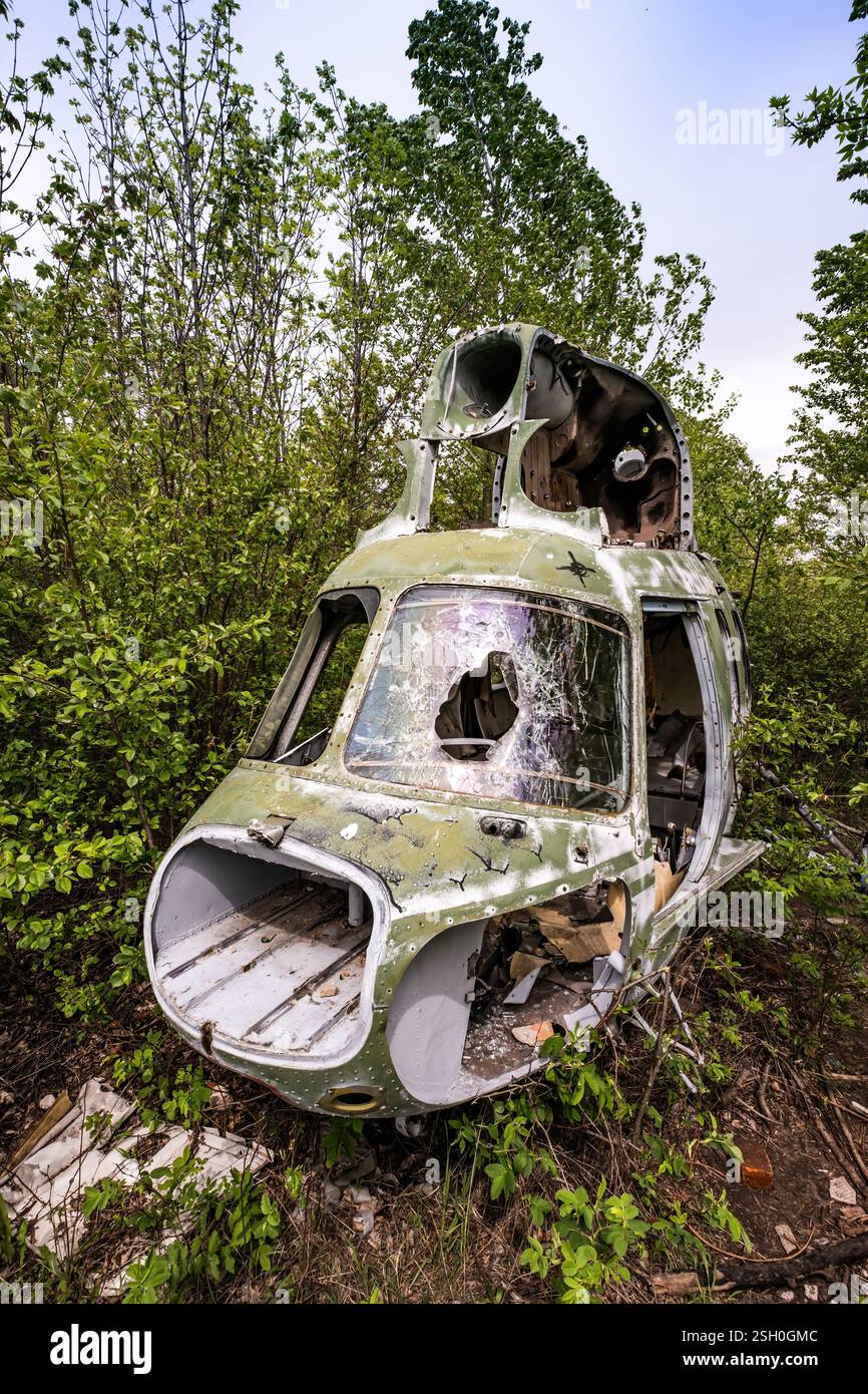 Abandoned soviet aircraft hi-res stock photography and images - Alamy