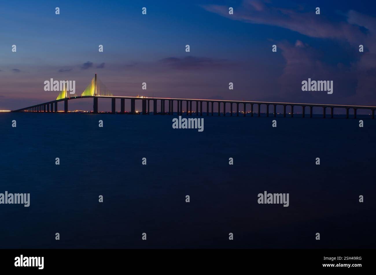 sunshine skyway bridge florida Stock Photo Alamy