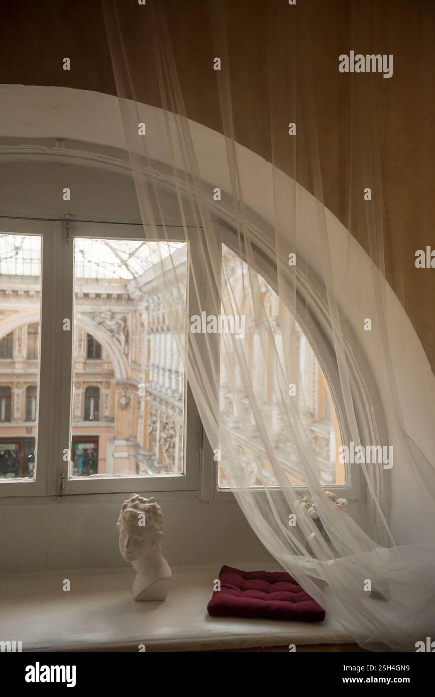 arched window in the room. white wooden frames Stock Photo - Alamy