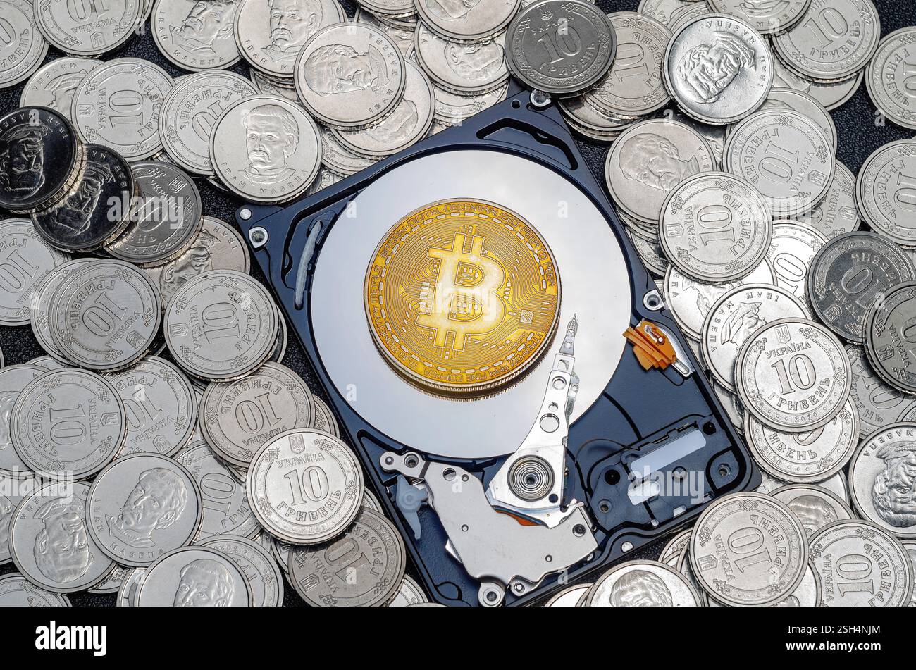 Hard drive mining hi-res stock photography and images - Page 2 - Alamy