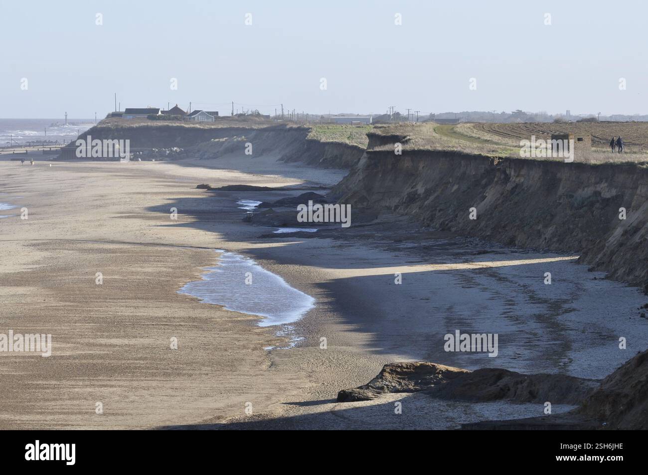 coastal erosion at Happisburgh Norfolk England UK Stock Photo - Alamy