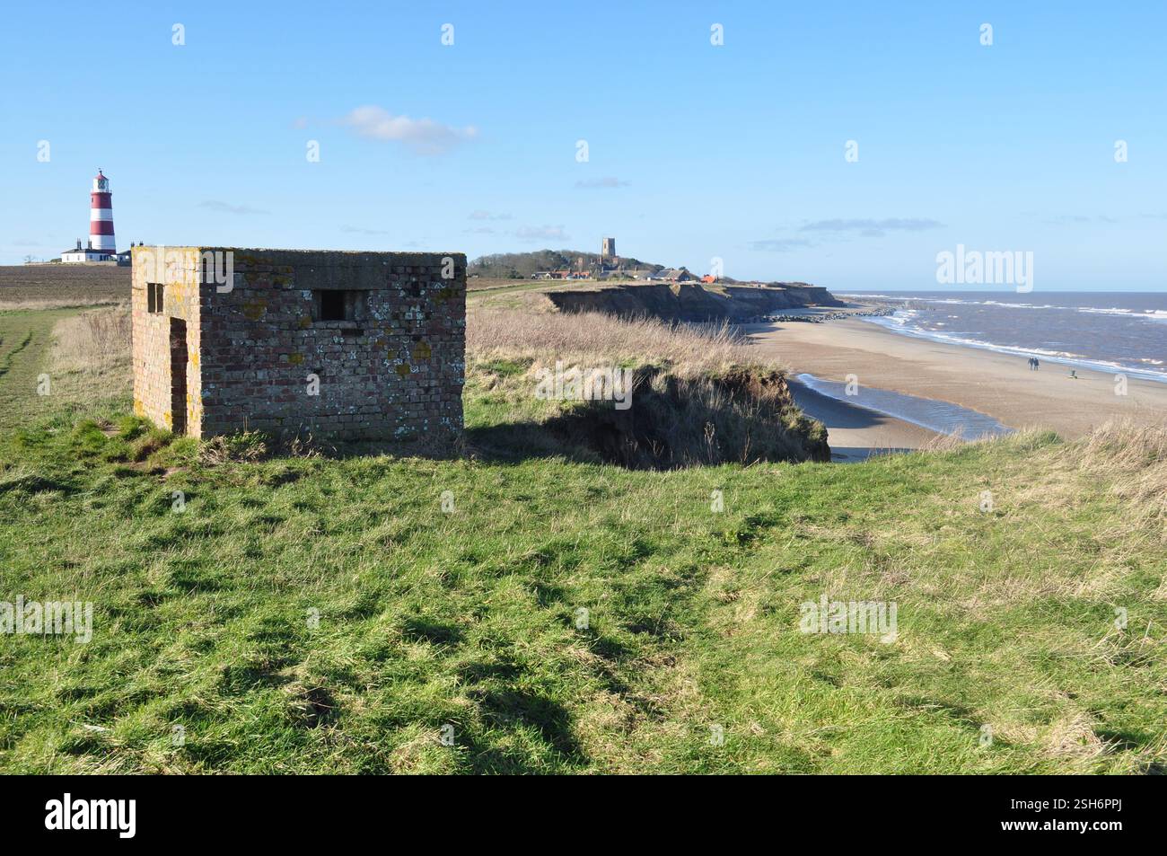 coastal erosion at Happisburgh Norfolk England UK Stock Photo - Alamy