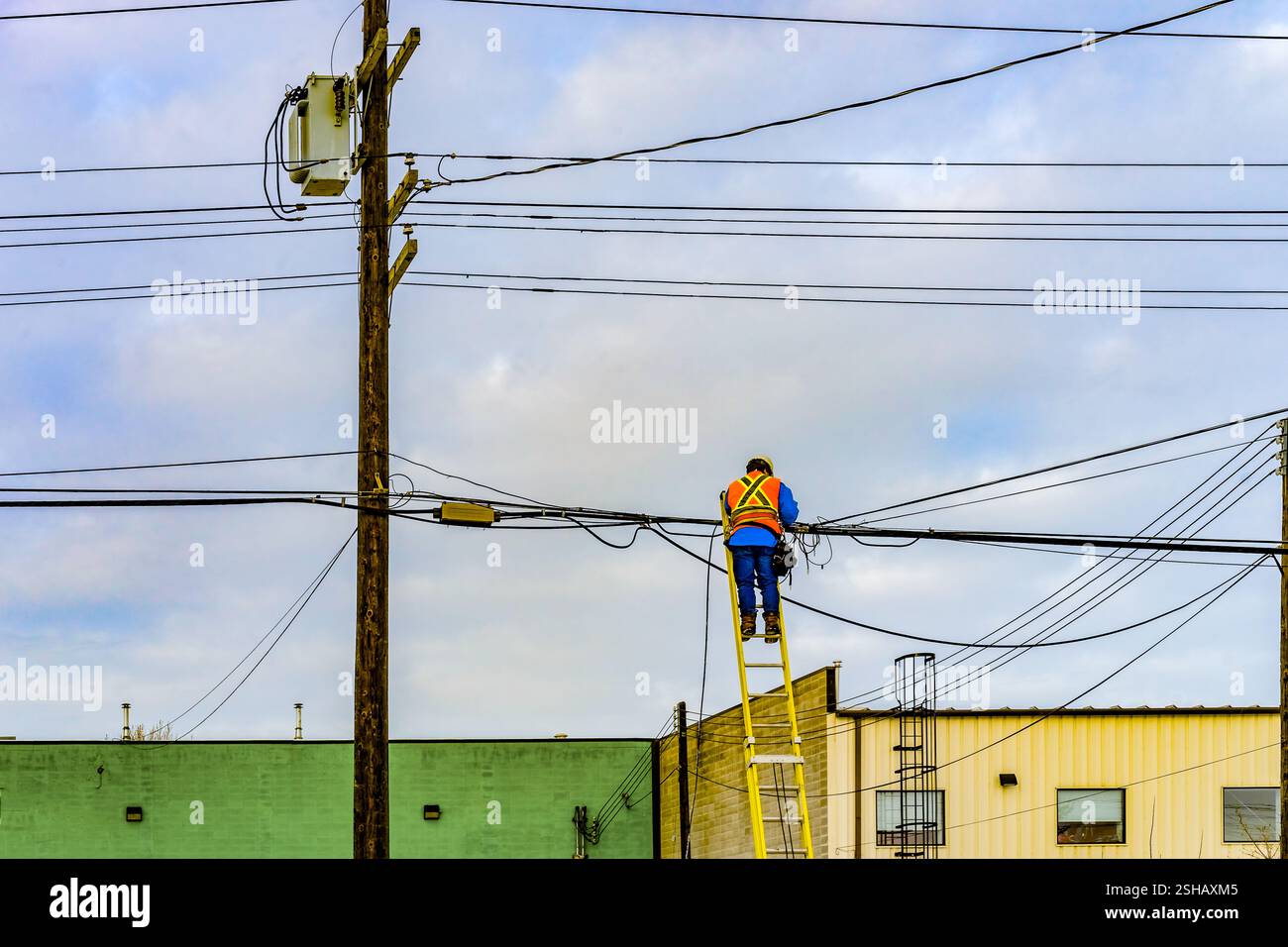 Service connection hi-res stock photography and images - Alamy