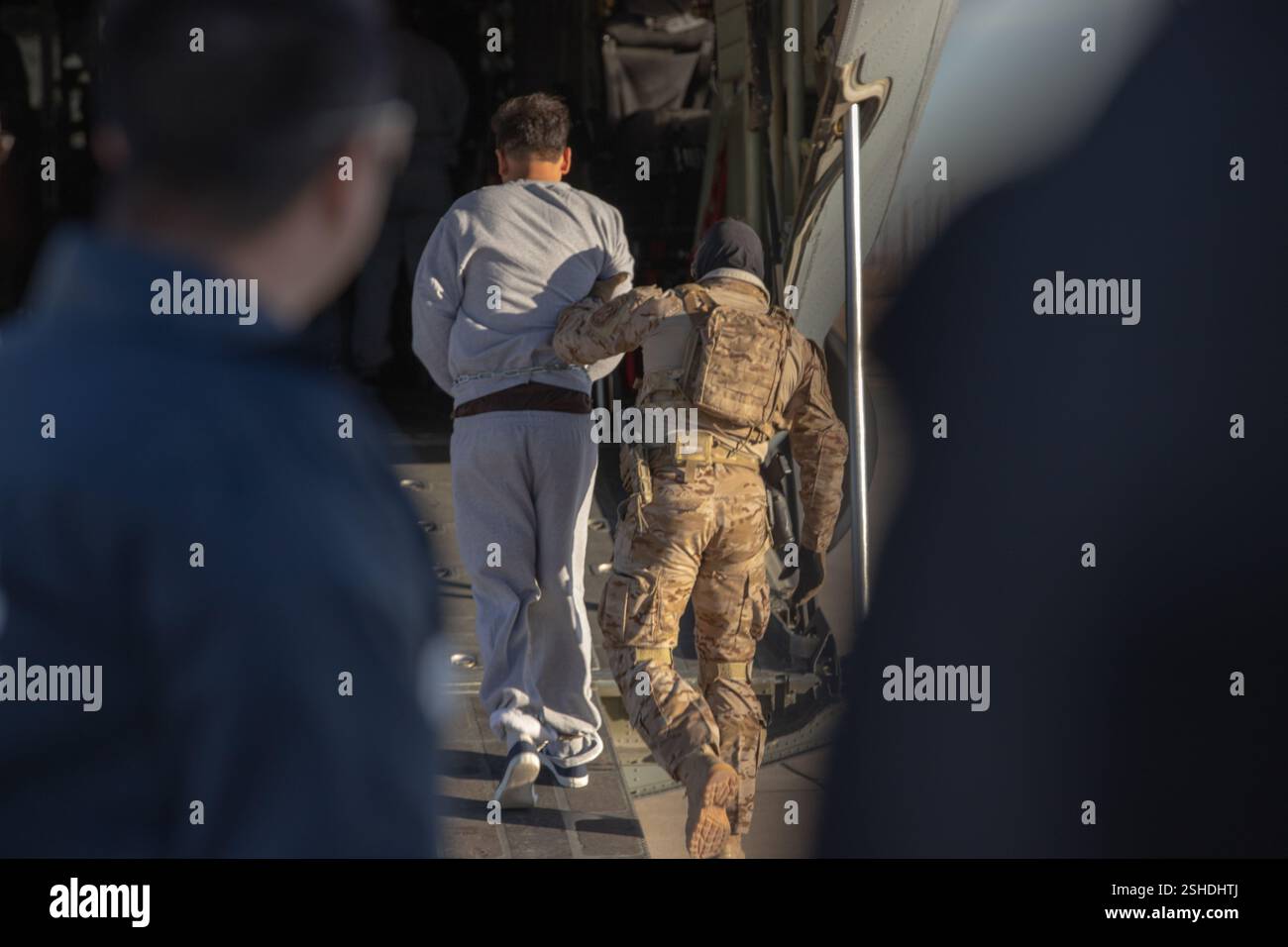 U s immigration customs enforcement hi-res stock photography and images ...