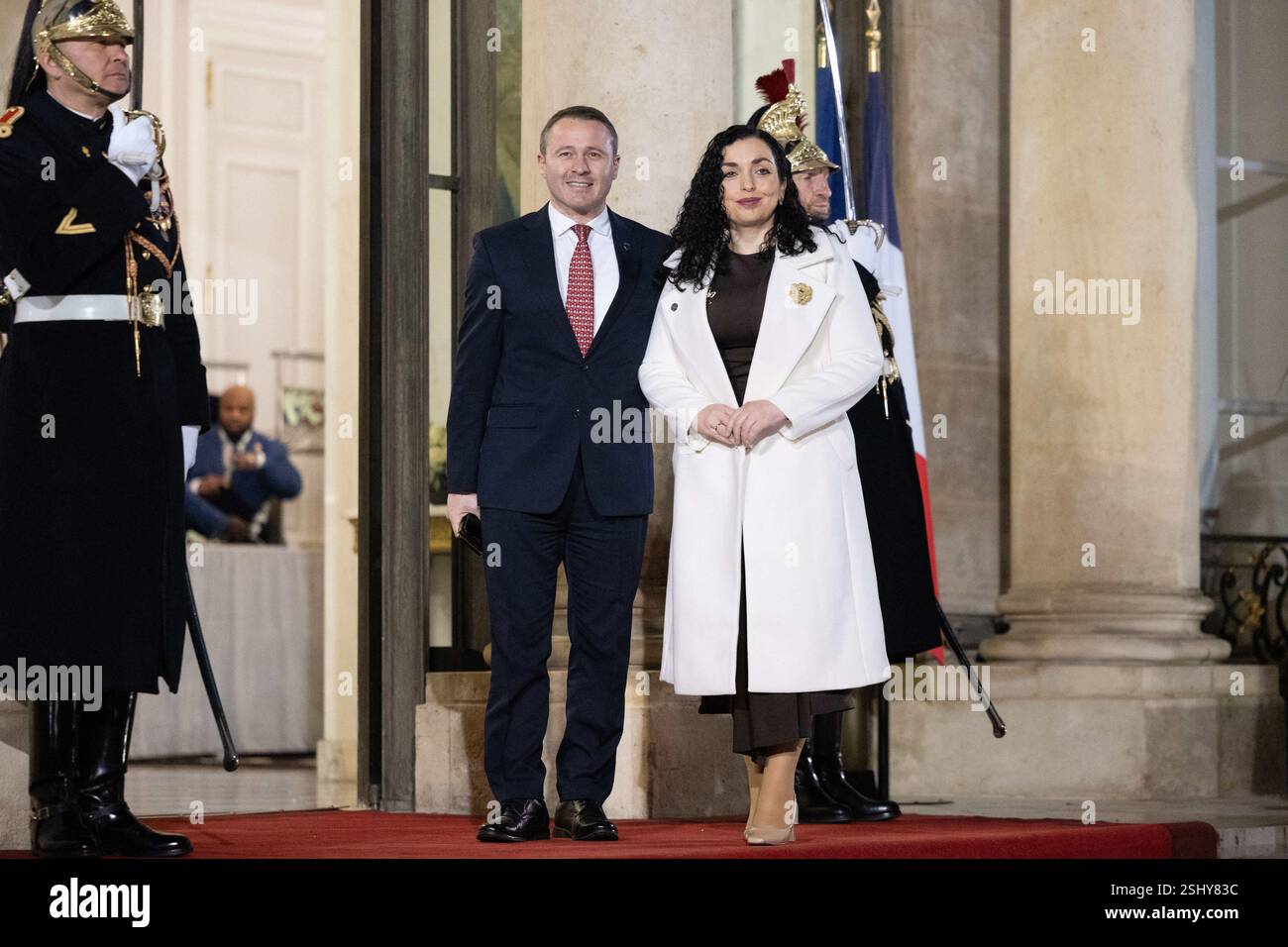 Eri uxlab yotganda xotini qattiq sikilibdi.