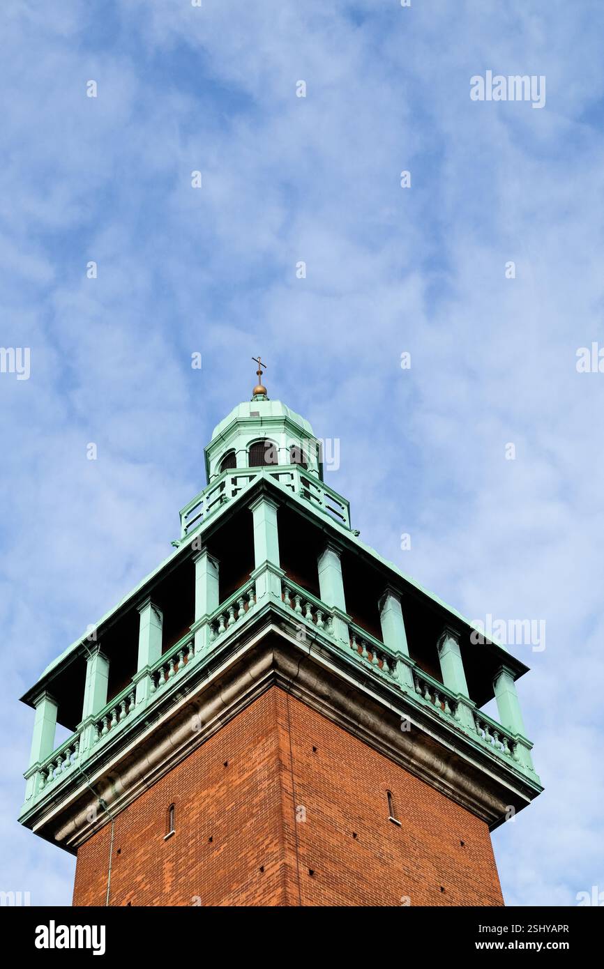 Park tower hi-res stock photography and images - Alamy