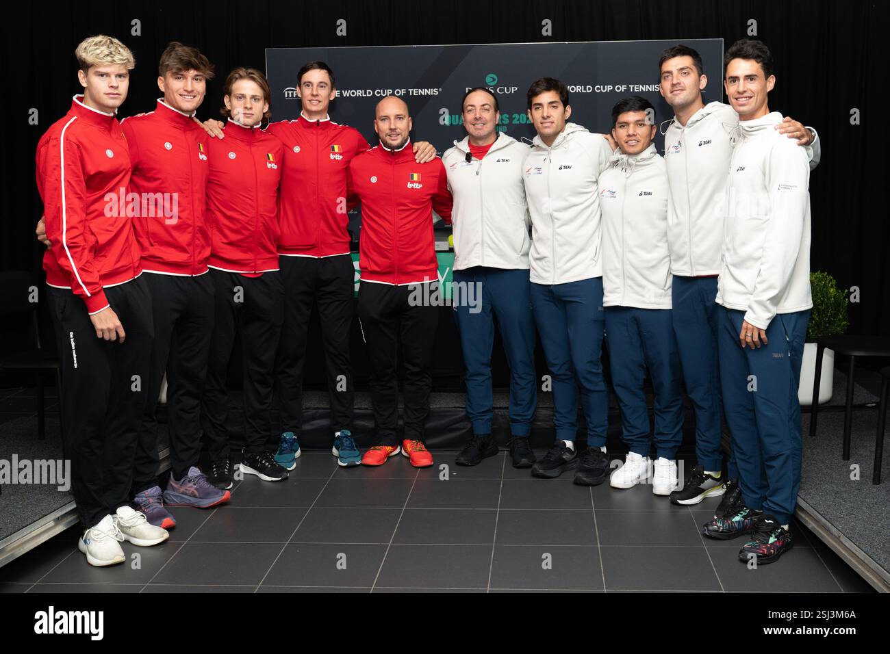 Hasselt, Belgium. 31st Jan, 2025. HASSELT, BELGIUM - JANUARY 31: Cristian Garin of Chile, Tomas Barrios Vera of Chile, Matias Soto of Chile, Diego Fernandez Flores of Chile, Nicolas Massu of Chile, Alexander Blockx of Belgium, Joran Vliegen of Belgium, Raphael Collignon of Belgium, Steve Darcis of Belgium and Zizou Bergs of Belgium during Day One of the 2025 Davis Cup Qualifiers First Round at Sporthal Alverberg on January 31, 2025 in Hasselt, Belgium. (Photo by Marleen Fouchier/BSR Agency) Credit: BSR Agency/Alamy Live News Stock Photo