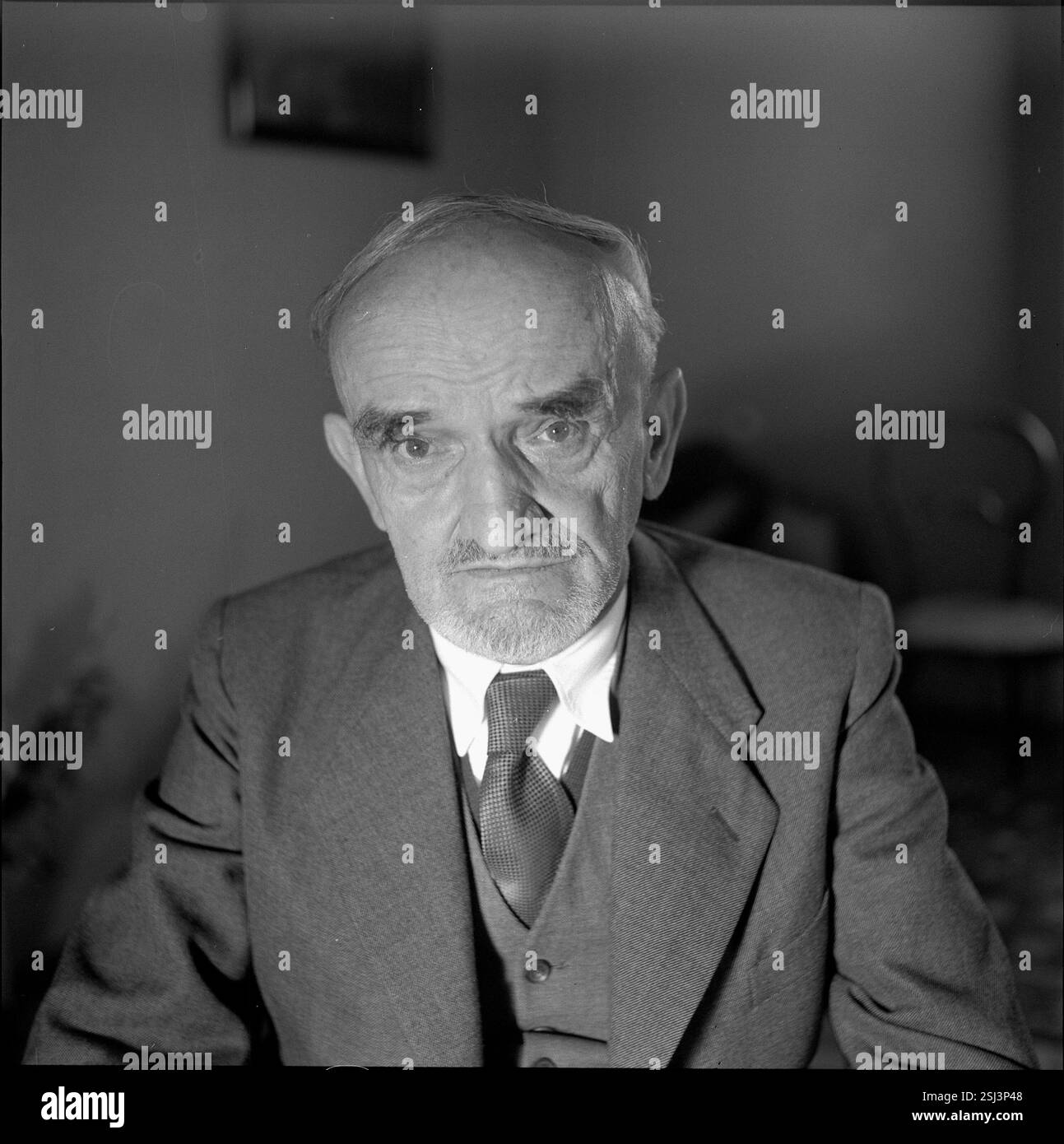 William Brunner, Astronom um 1940#William Brunner, astronomer around ...