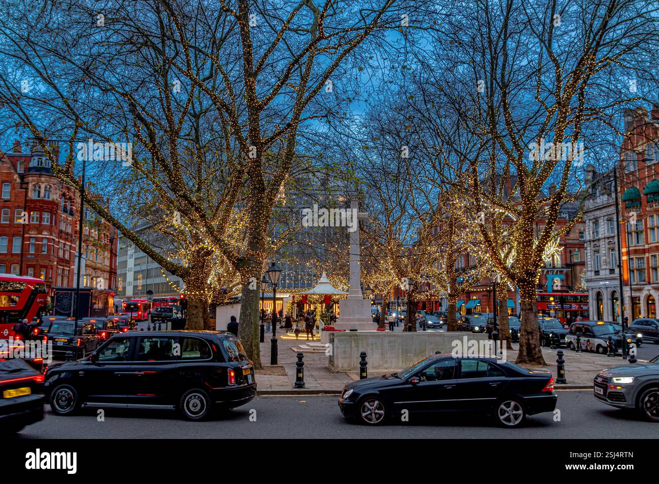 Sloane square hi-res stock photography and images - Alamy