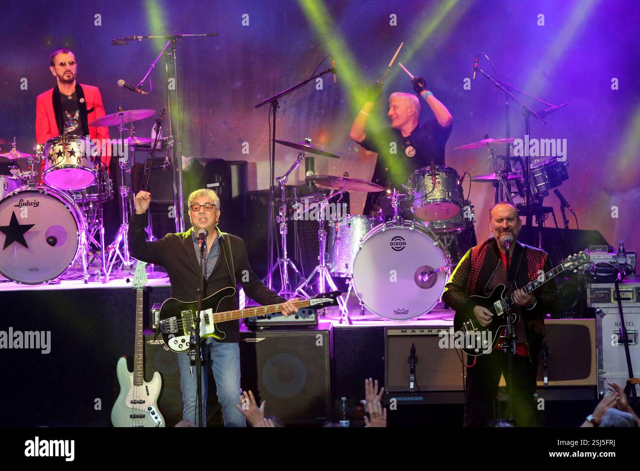 Ringo Starr & His All-Starr Band Live in Copenhagen - Denmark. Ringo ...