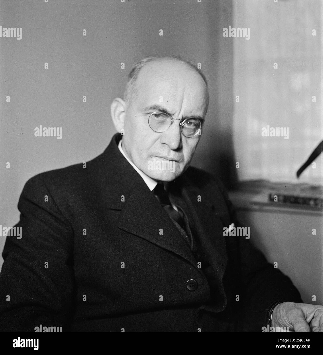 --- Carl Jacques Senn, 1943#Carl Jacques Senn, 1943- RDB BY DUKAS Stock Photo