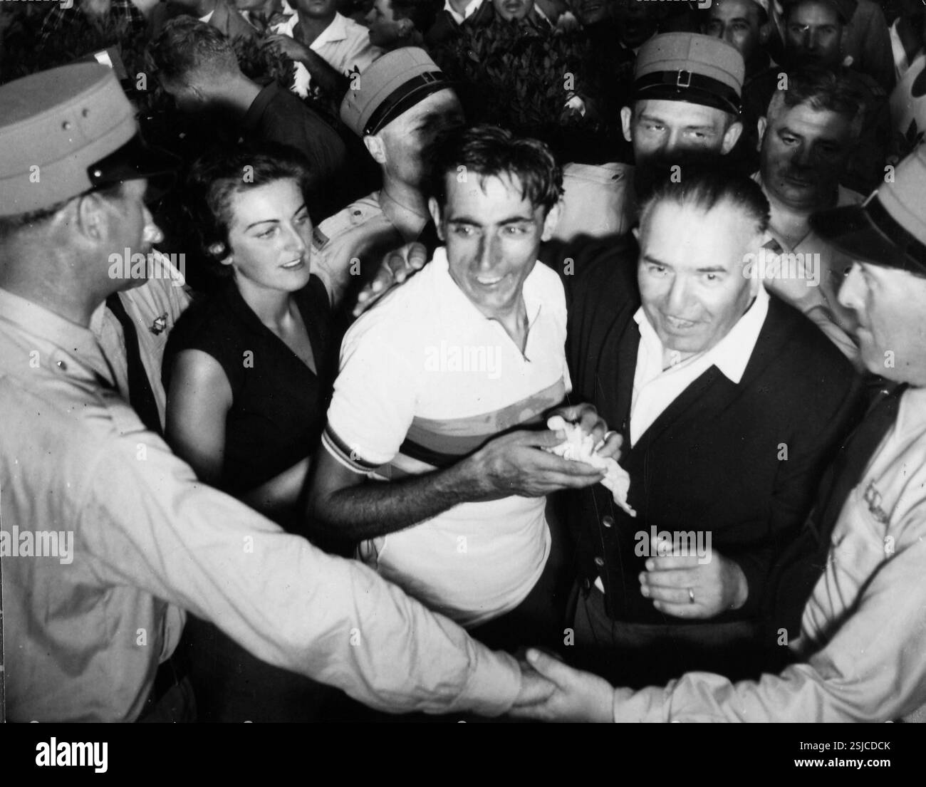 Fausto Coppi at the start - Tour de France 1949 - Photographic print for sale
