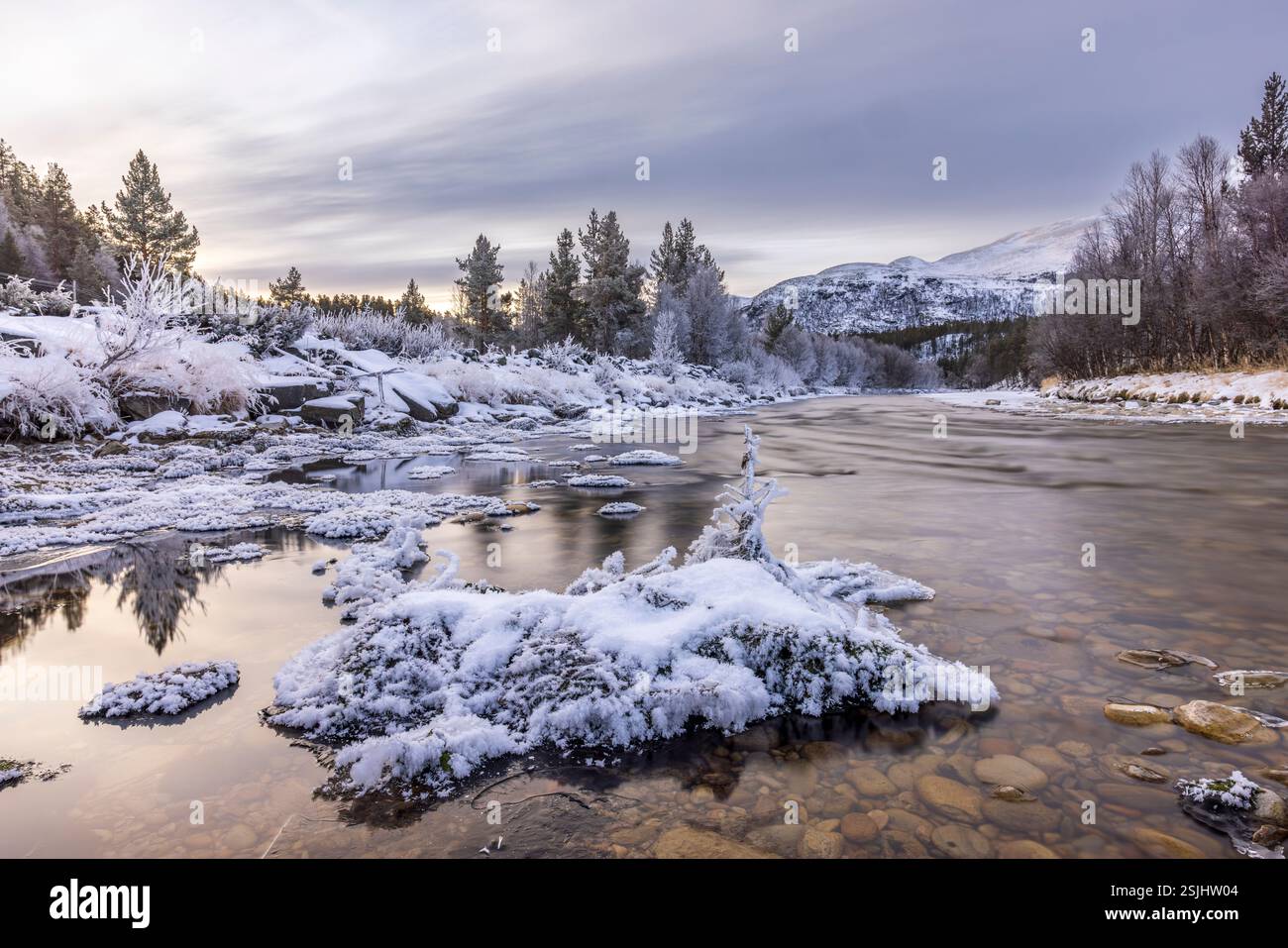 Atna river hi-res stock photography and images - Alamy