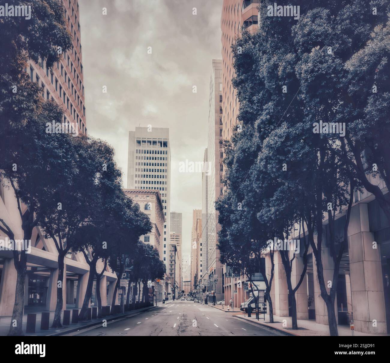 Bustling landscape hi-res stock photography and images - Alamy