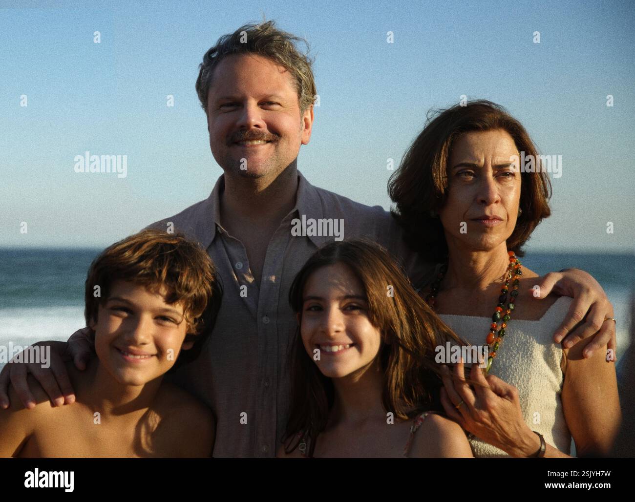 RELEASE DATE: February 7, 2025. TITLE: I'm Still Here. STUDIO: Sony Pictures Classics. DIRECTOR: Walter Salles. PLOT: A mother is forced to reinvent herself when her family's life is shattered by an act of arbitrary violence during the tightening grip of a military dictatorship in Brazil, 1971. STARRING: SELTON MELLO as Rubens, FERNANDA TORRES as Eunice. (Credit Image: © Sony Pictures Classics/Entertainment Pictures/ZUMAPRESS.com) EDITORIAL USAGE ONLY! Not for Commercial USAGE! Stock Photo