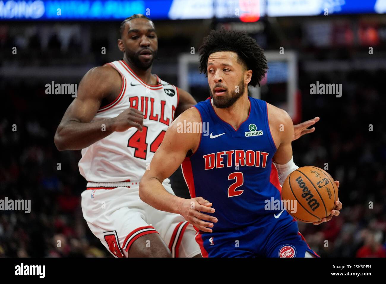 Chicago Bulls forward Patrick Williams (44), left, guards Detroit ...