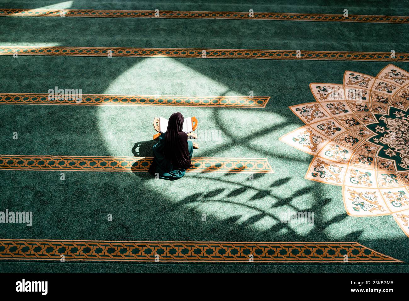 Namaz in the mosque hi-res stock photography and images - Alamy