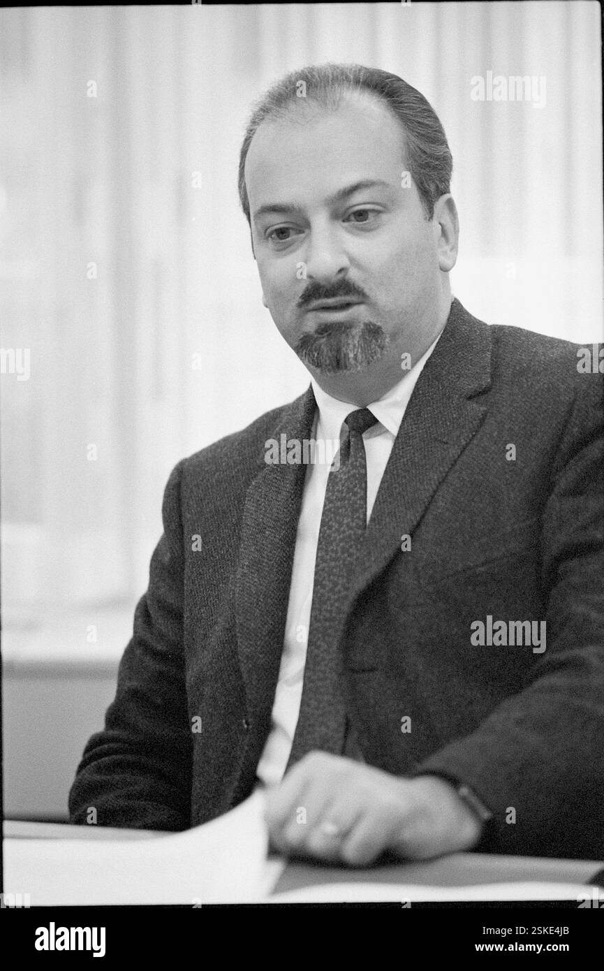 --- Eugen Eppstein, Schriftsteller 1968#Eugen Eppstein, writer 1968- RDB BY DUKAS Stock Photo