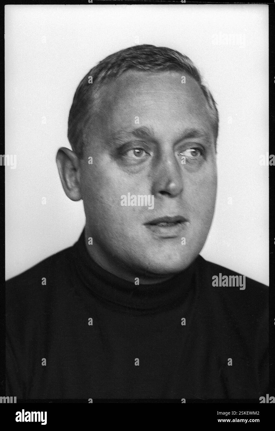 --- Henry Jaeger, deutscher Schriftsteller, Ascona 1966#Henry Jaeger, German writer, Ascona 1966- RDB BY DUKAS Stock Photo