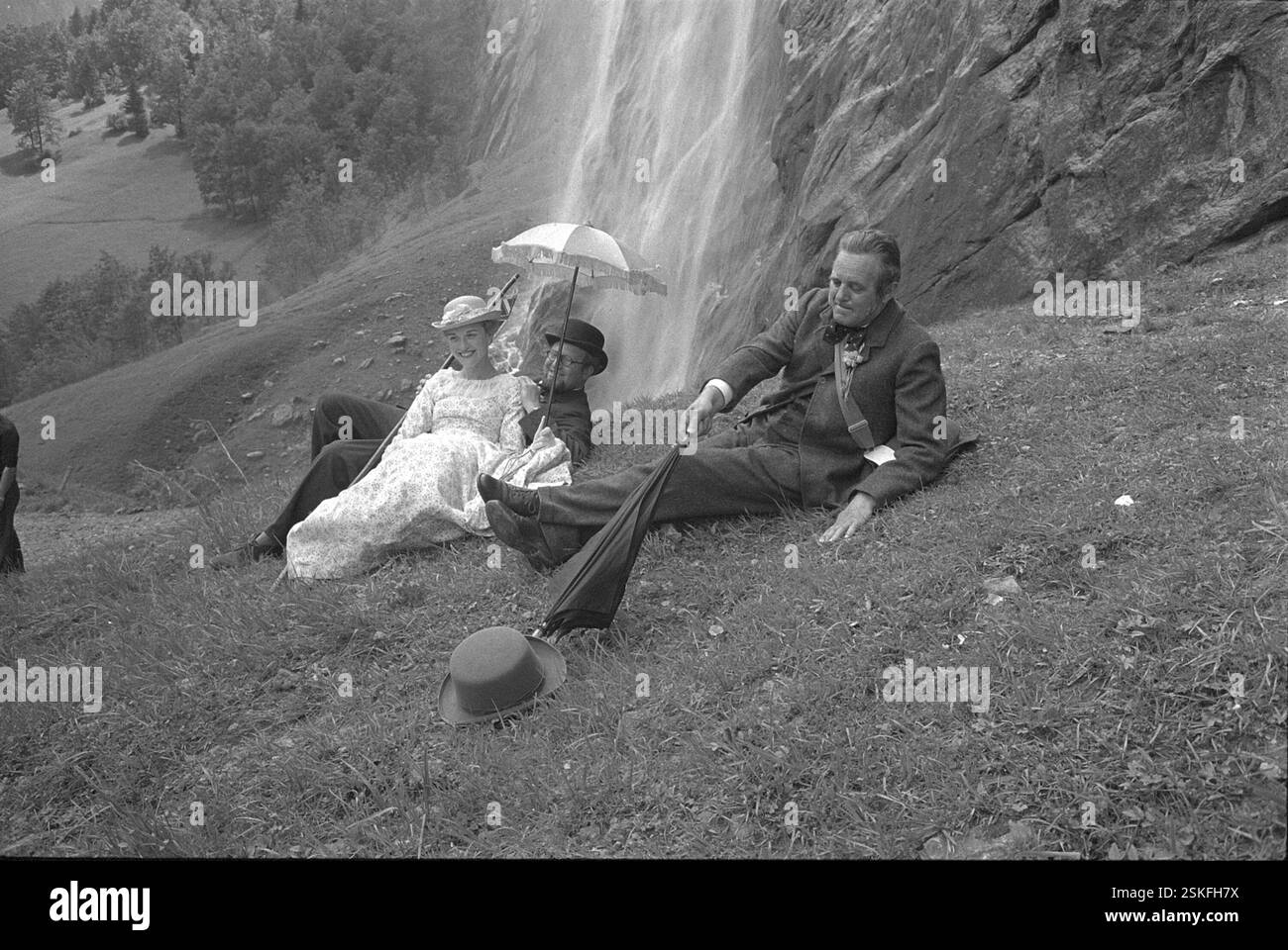 6.Tag: Fahrt von Kandersteg nach Spiez. Besuch der Trümmelbachfälle und der Staubbachfälle.--- Jubiläumsreise zum 100. Jahrestag der ersten Cook-Reise durch die Schweiz, 1963#Journey on the occasion of centenary of first Cook travel through Switzerland, 1963- RDB BY DUKAS Stock Photo