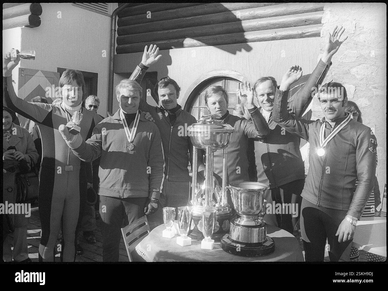 Bob-WM in St. Moritz 1974: Zweier-Bob Siegerehrung#Bob racing WC in St ...