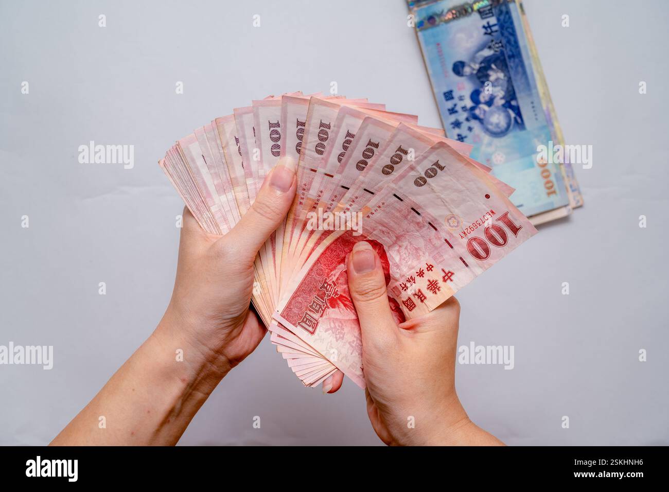 Taiwan dollar hi-res stock photography and images - Page 2 - Alamy