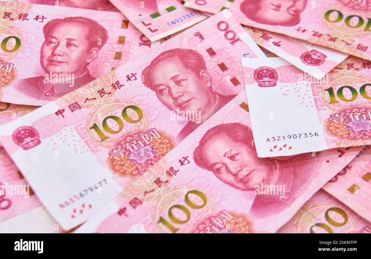 Yuan china money 100 hi-res stock photography and images - Alamy