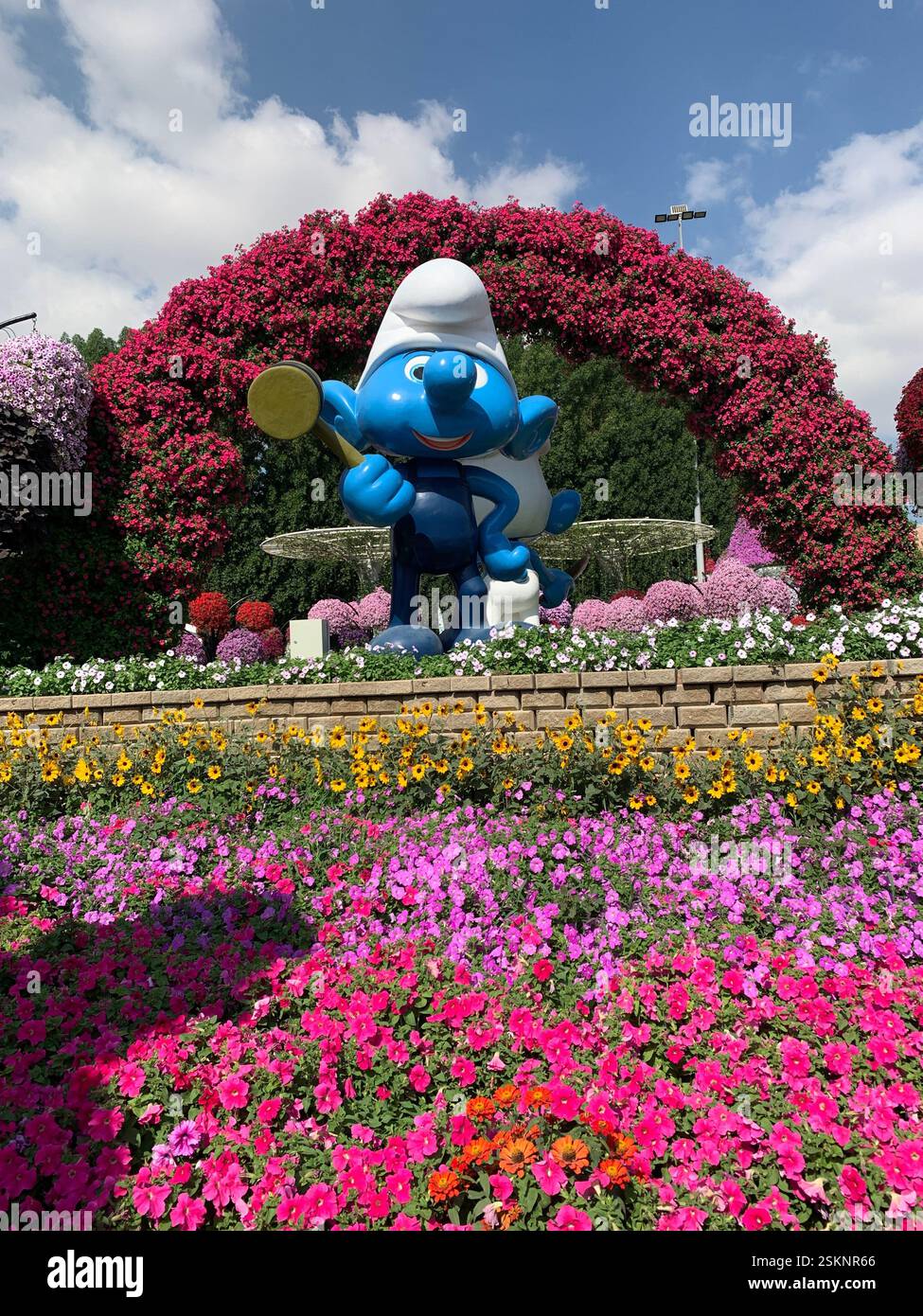 Smurf sculpture hi-res stock photography and images - Alamy