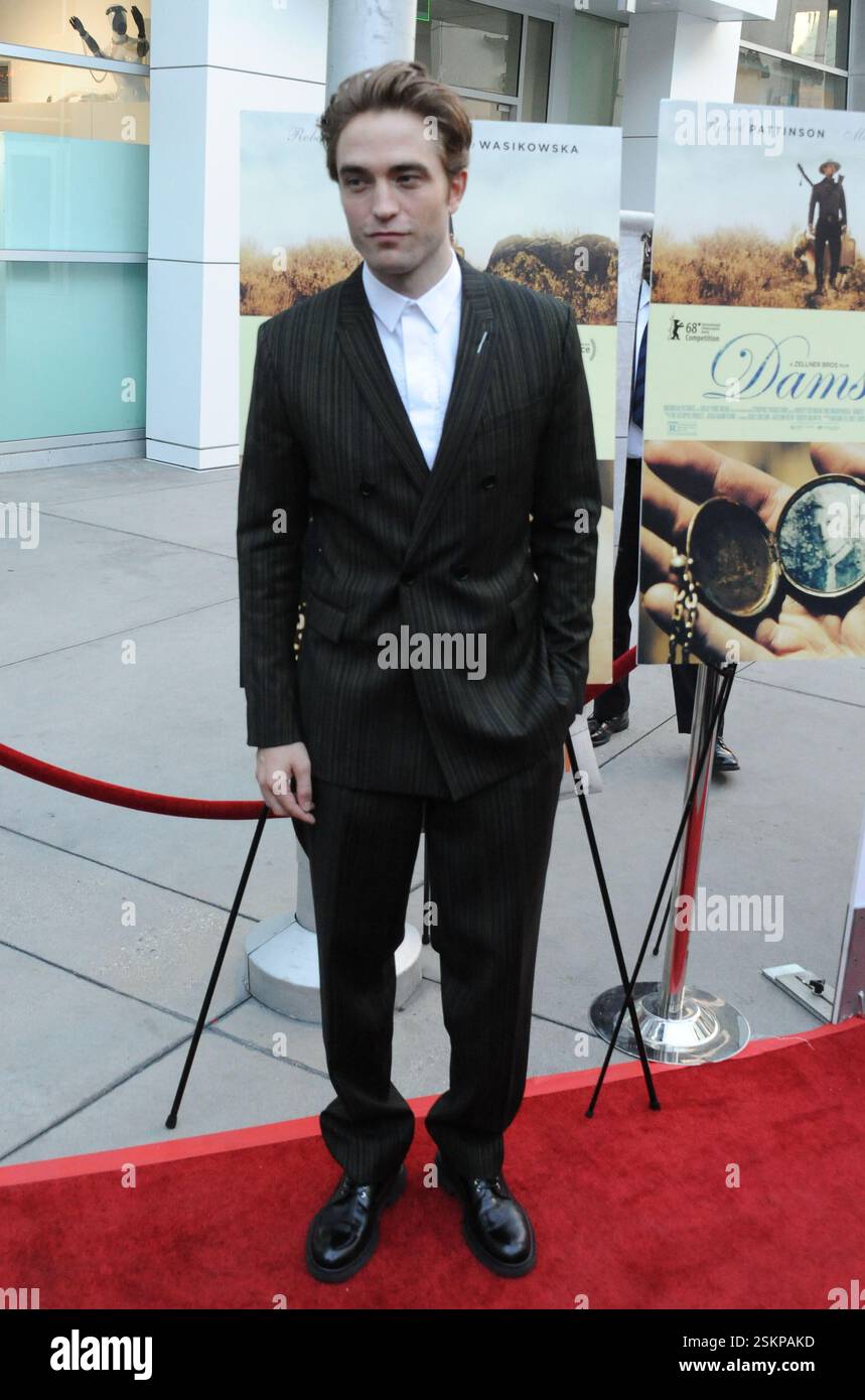 Robert Pattinson arriving at the Los Angeles premiere of 'Damsel' on