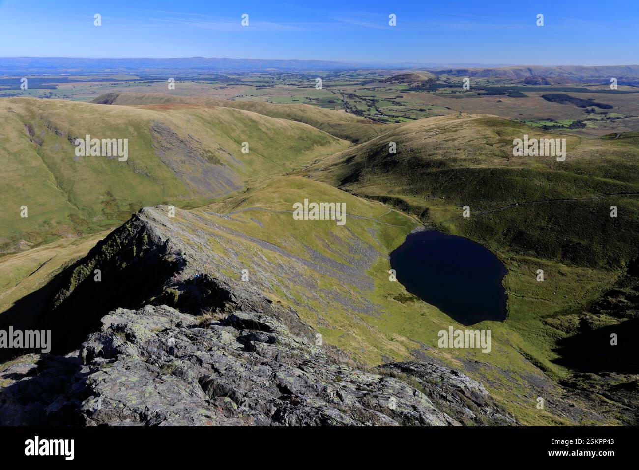 View of Sharp Edge, Blencathra fell, Lake District National Park ...
