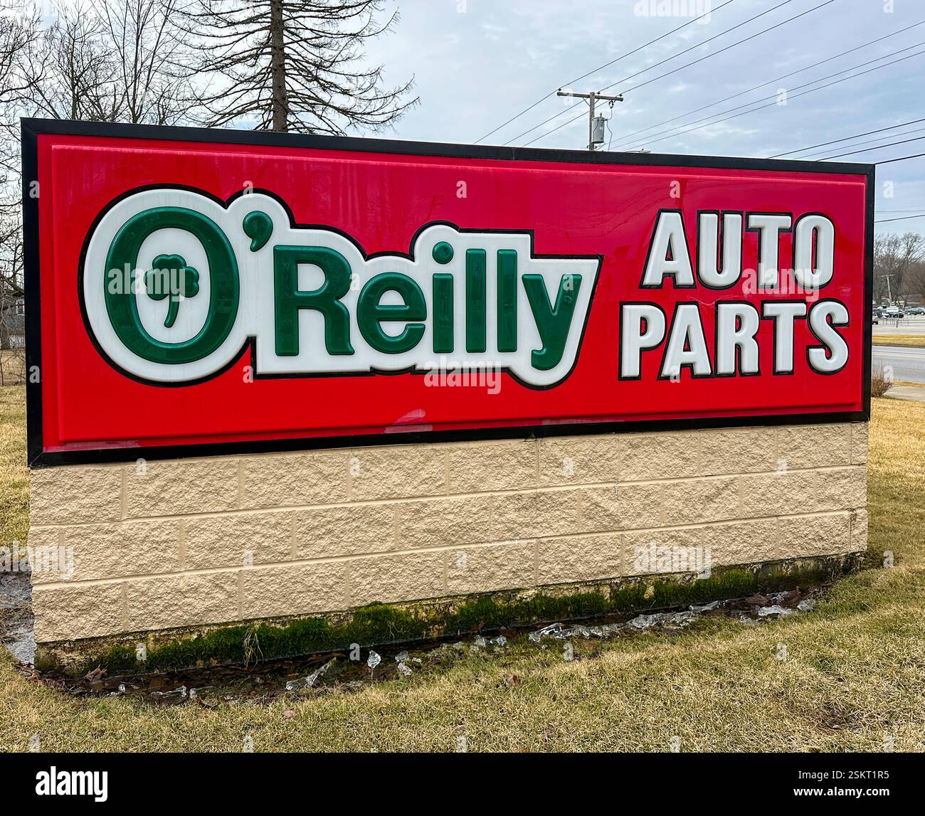 O'Reilly Auto Parts sign close up - Smartphone Captured Stock Image O'Reilly Auto Parts sign close up - Smartphone Captured Stock Image